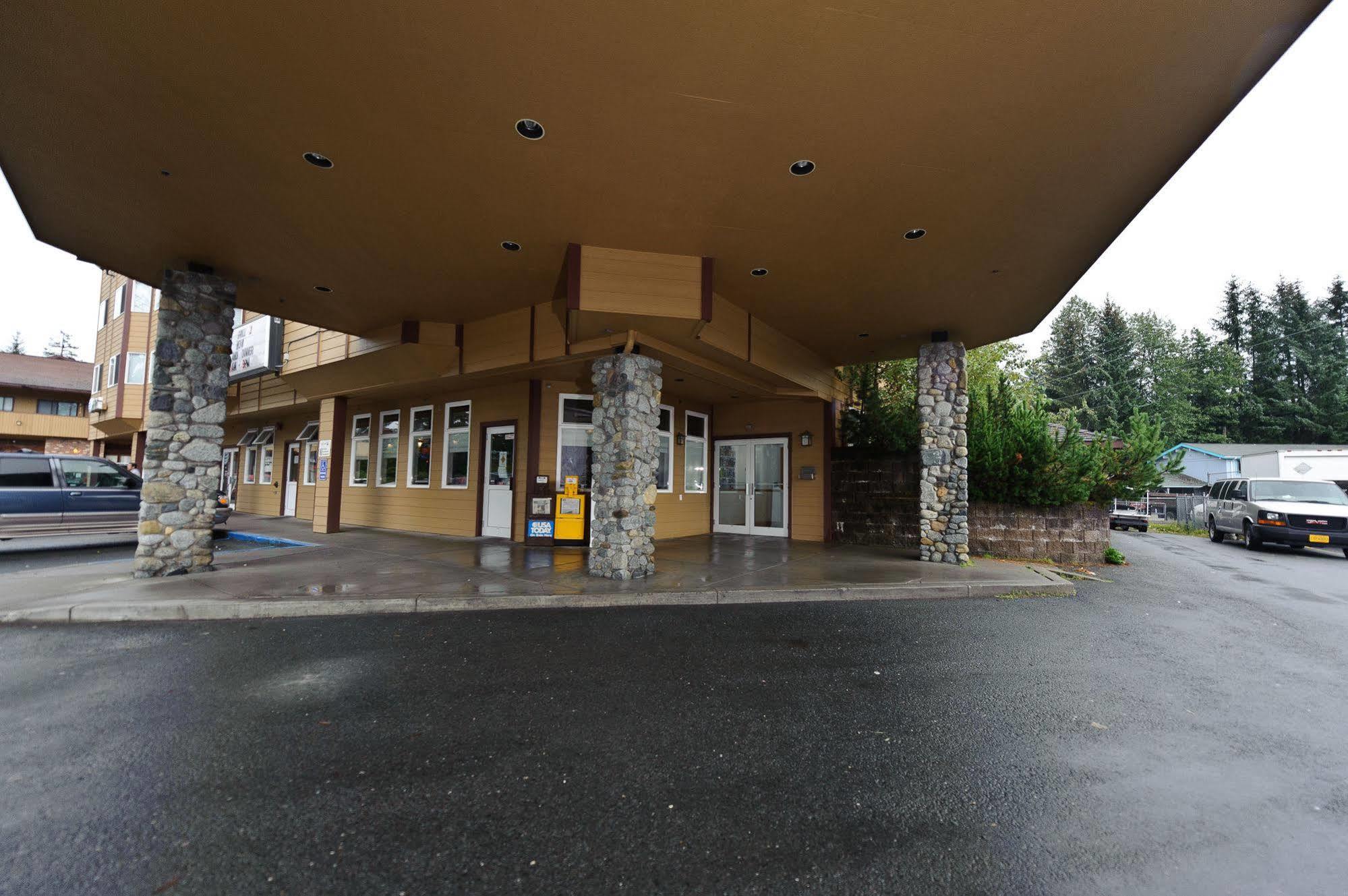 Frontier Suites Hotel In Juneau Eksteriør billede